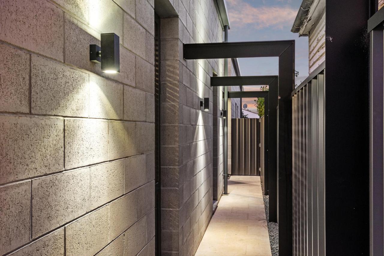 Derby Street Guesthouse Gaystay B&B Christchurch Bagian luar foto